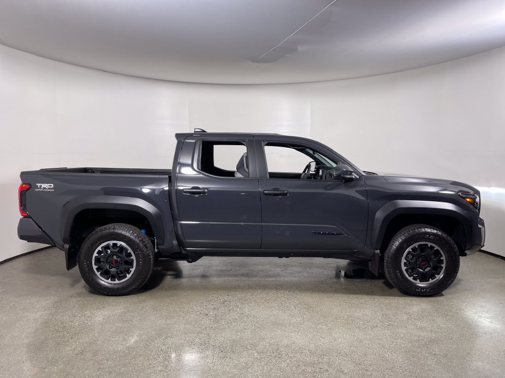 New 2026 Toyota Tacoma TRD Off-Road AWD/4WD image 2