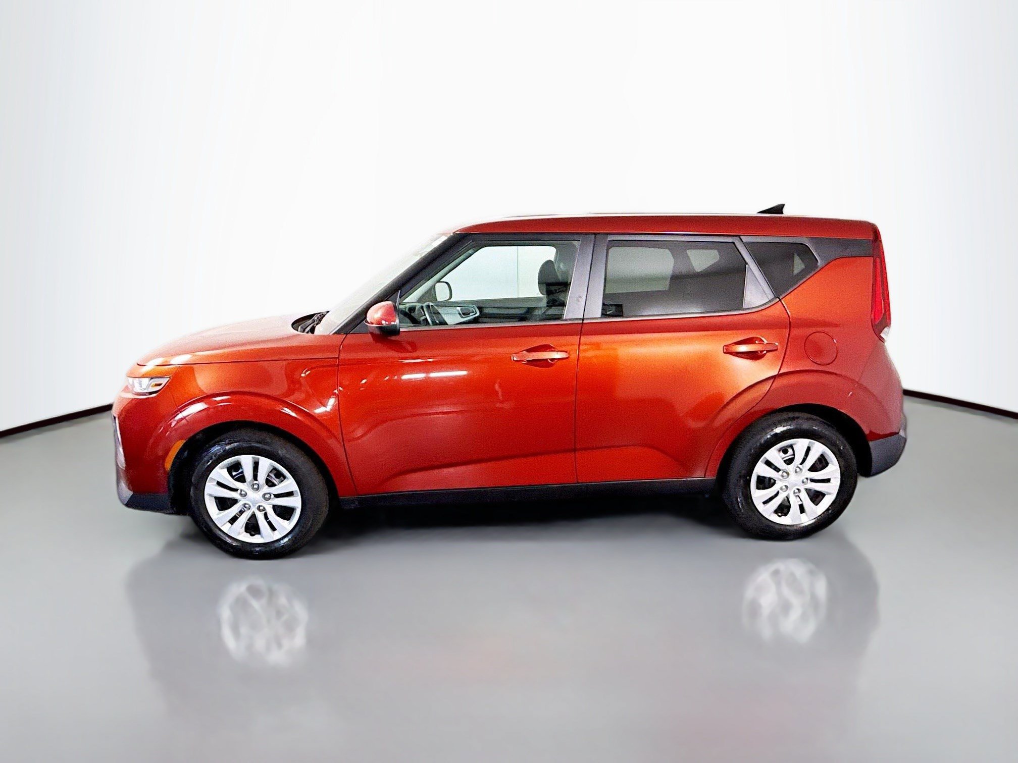 Used 2022 Kia Soul LX FWD image 6