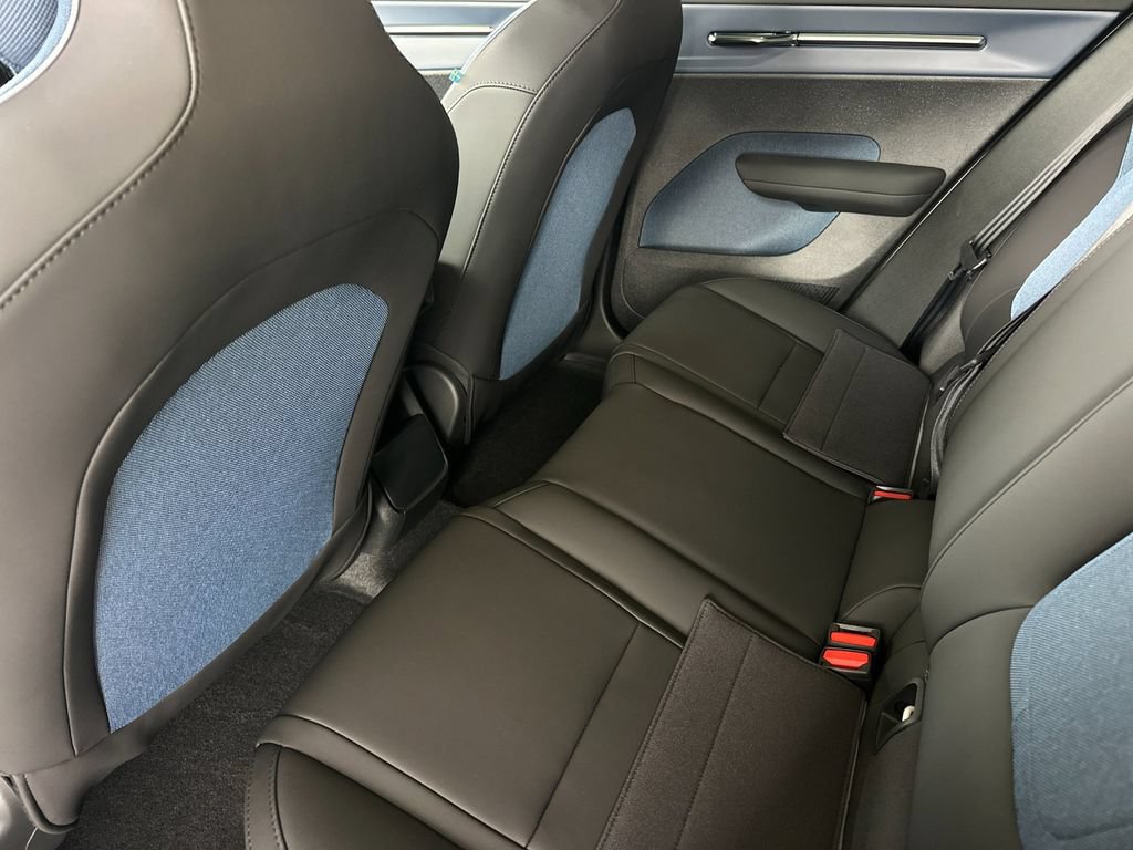 New 2026 Volvo EX30 Plus w/ Protection Package Premier AWD/4WD image 11