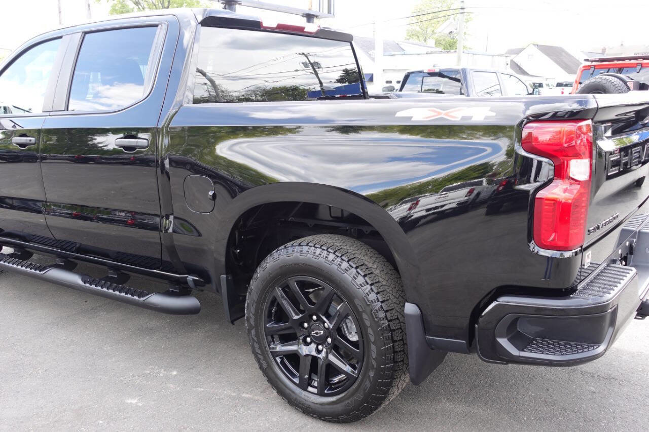 Used 2023 Chevrolet Silverado 1500 Custom w/ LPO, Dark Essentials Package AWD/4WD image 8