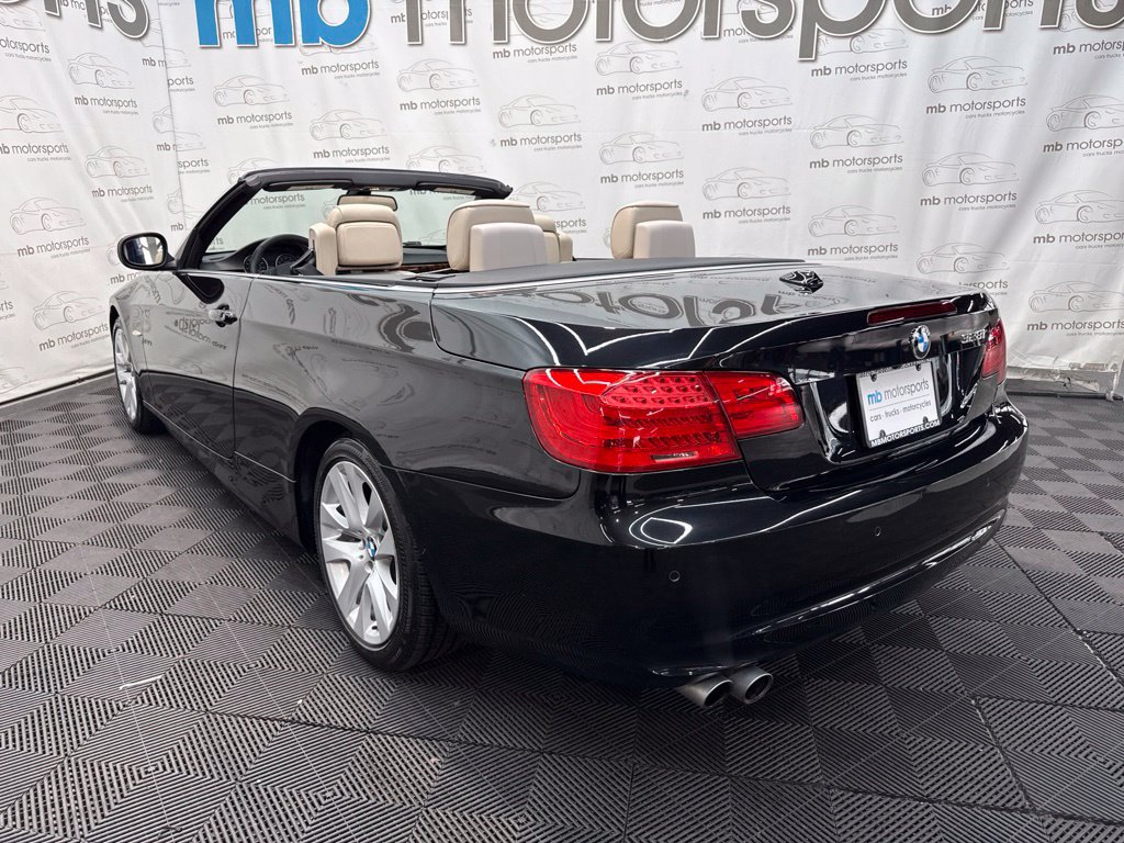 Used 2013 BMW 328i Convertible RWD image 14
