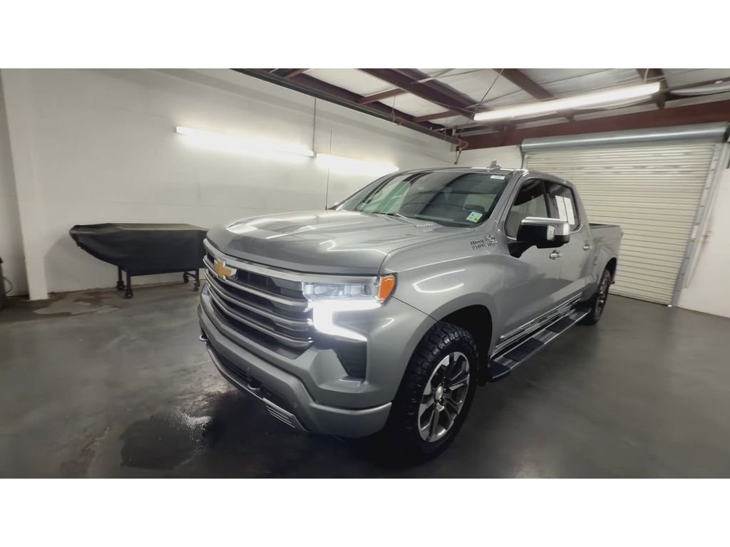 Used 2024 Chevrolet Silverado 1500 High Country w/ Max Trailering Package AWD/4WD image 4
