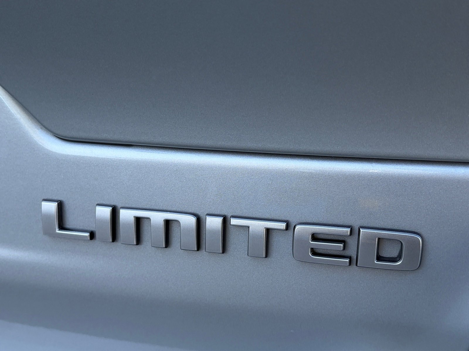 New 2025 Jeep Grand Cherokee Limited w/ Luxury Tech Group II image 30