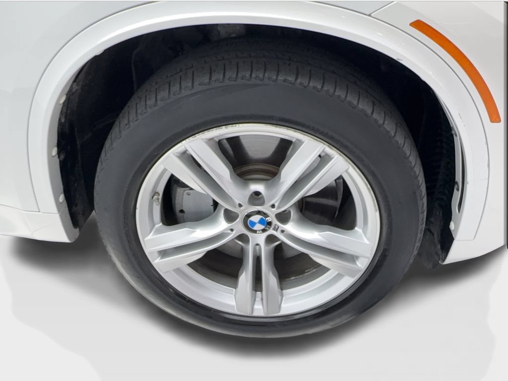 Used 2016 BMW X5 xDrive50i AWD/4WD image 12