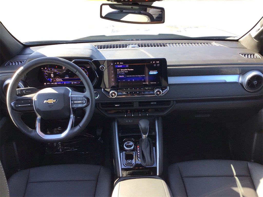 Used 2025 Chevrolet Colorado LT w/ LT Convenience Package image 23