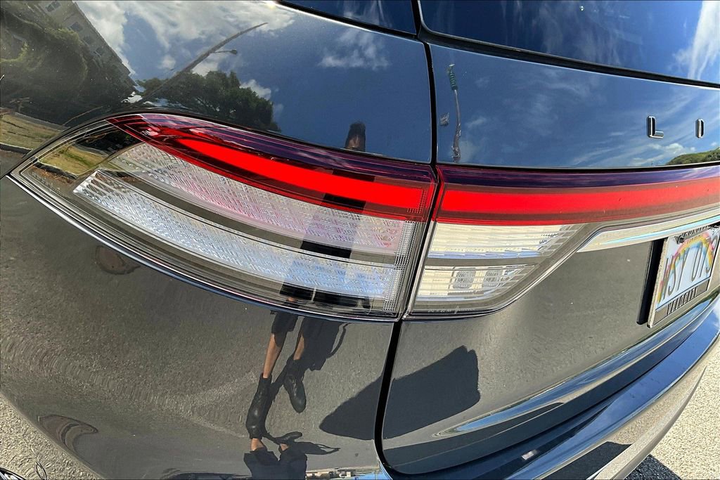 Used 2022 Lincoln Aviator Black Label w/ Dynamic Handling Package image 33