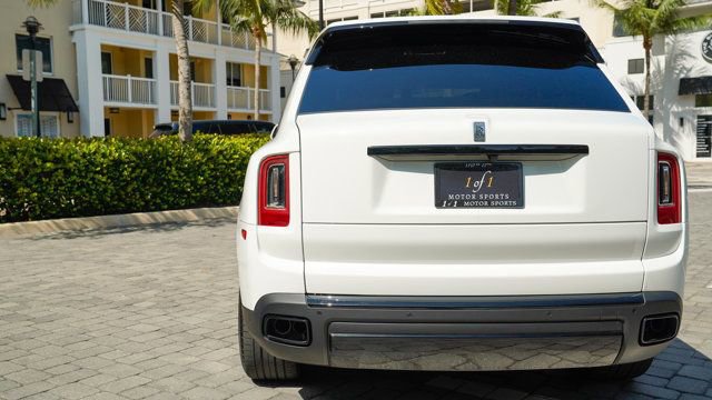 Used 2024 Rolls-Royce Cullinan Sport Utility image 30