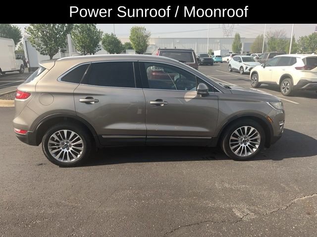 Used 2017 Lincoln MKC Reserve w/ Lincoln MKC Climate Package image 4