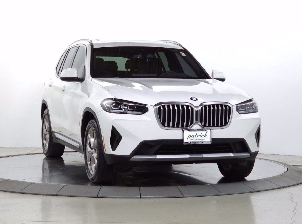 Used 2024 BMW X3 xDrive30i w/ Premium Package w/ZPA AWD/4WD image 1