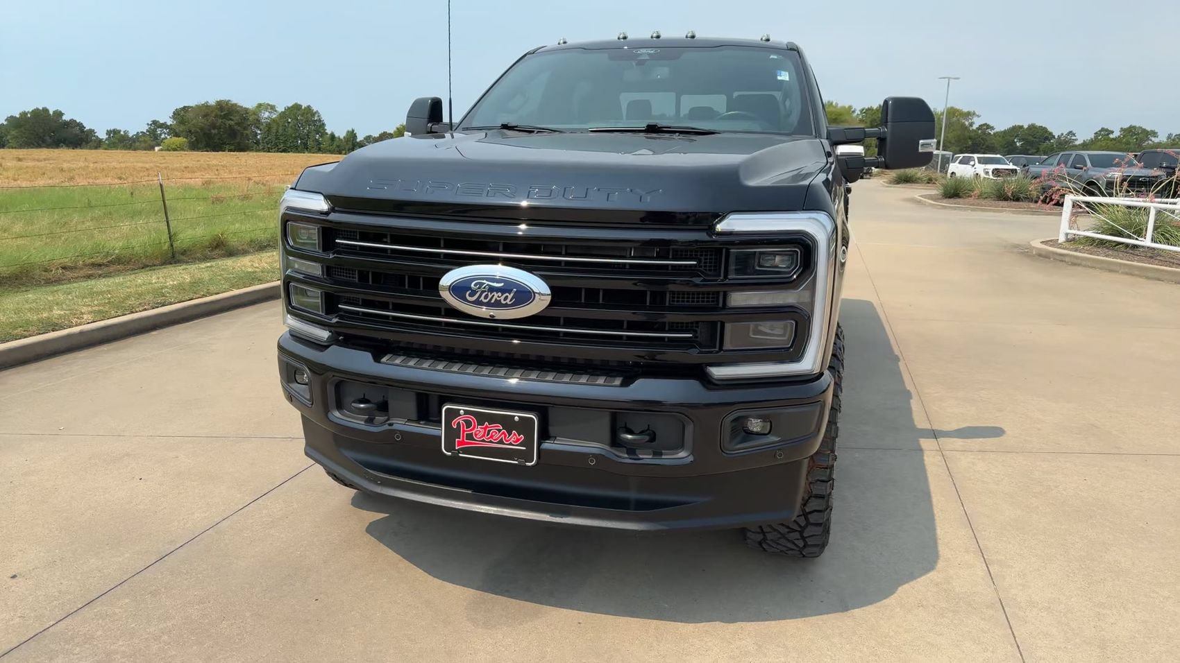 Used 2025 Ford F350 Platinum AWD/4WD image 4
