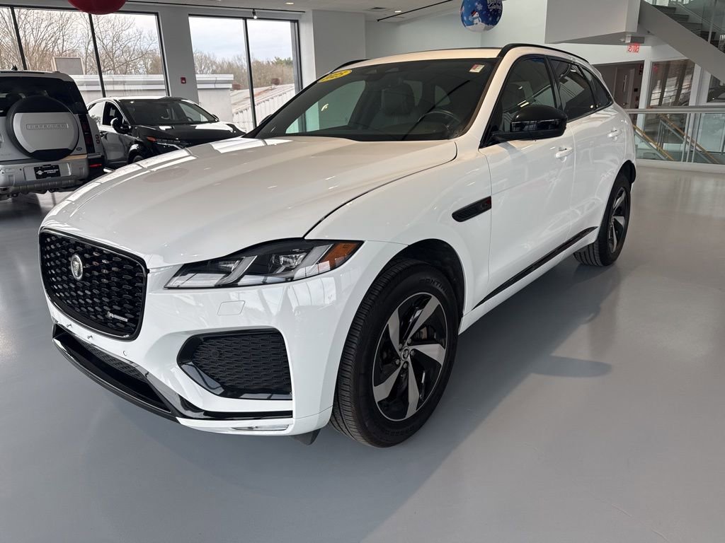 Used 2025 Jaguar F-PACE R-Dynamic S AWD/4WD image 3