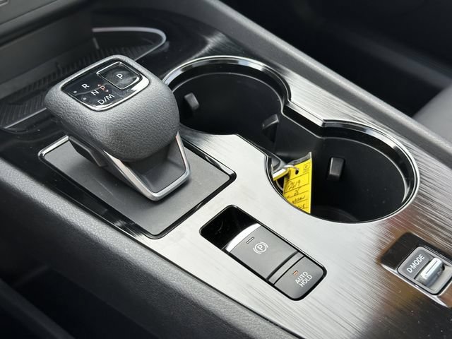 Certified 2025 Nissan Rogue SL w/ Tech Package FWD image 33
