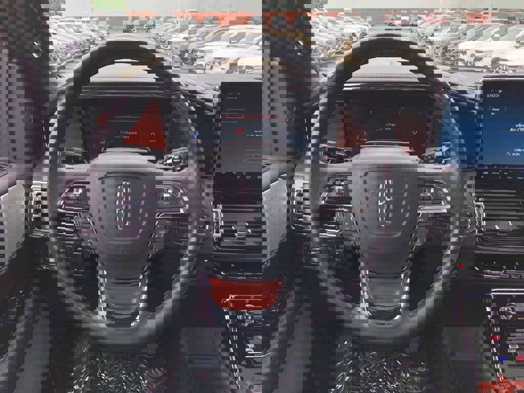 Used 2022 Lincoln Navigator Reserve image 16