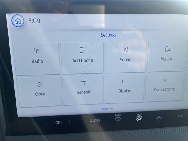 New 2026 Ford Maverick Lobo AWD/4WD image 4