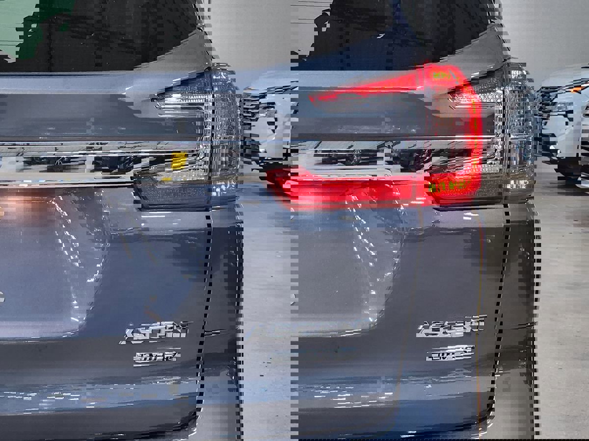 Used 2023 Subaru Ascent Limited w/ Technology Package image 22