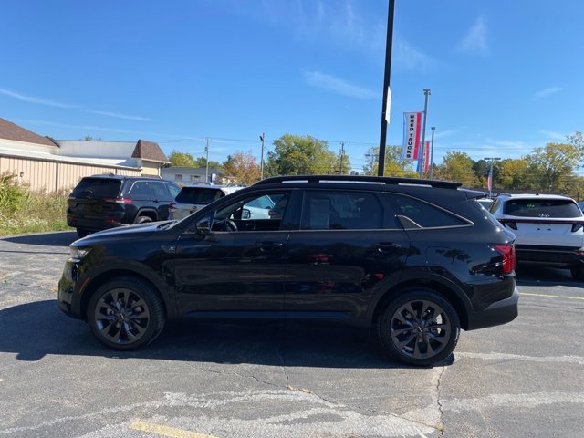 Certified 2022 Kia Sorento X-Line EX image 4