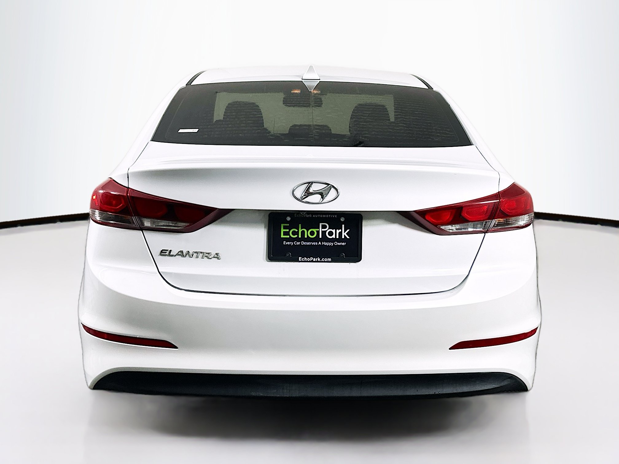 Used 2018 Hyundai Elantra Value Edition FWD image 7