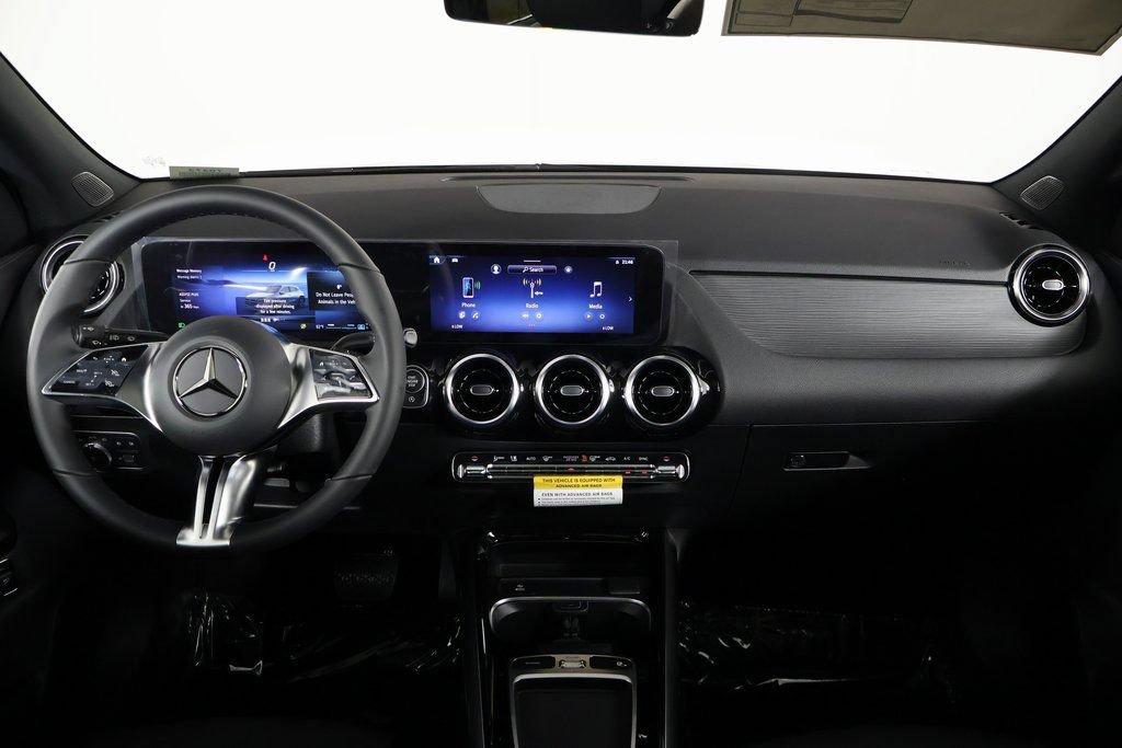 New 2026 Mercedes-Benz GLA 250 4MATIC image 4