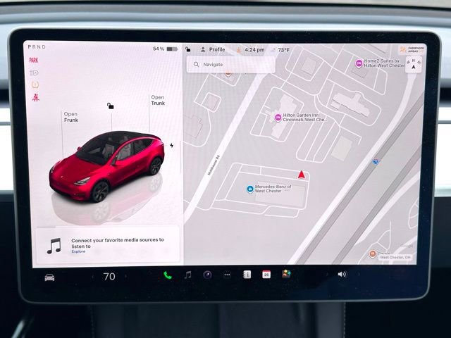 Used 2025 Tesla Model Y Long Range image 15