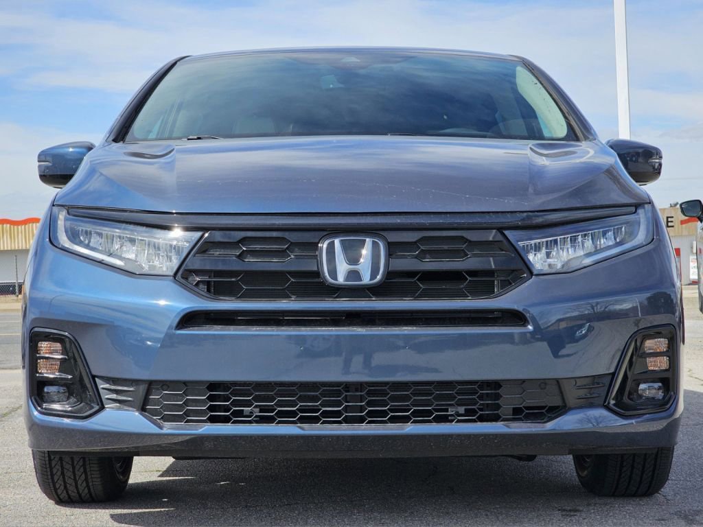 New 2026 Honda Odyssey Elite image 3