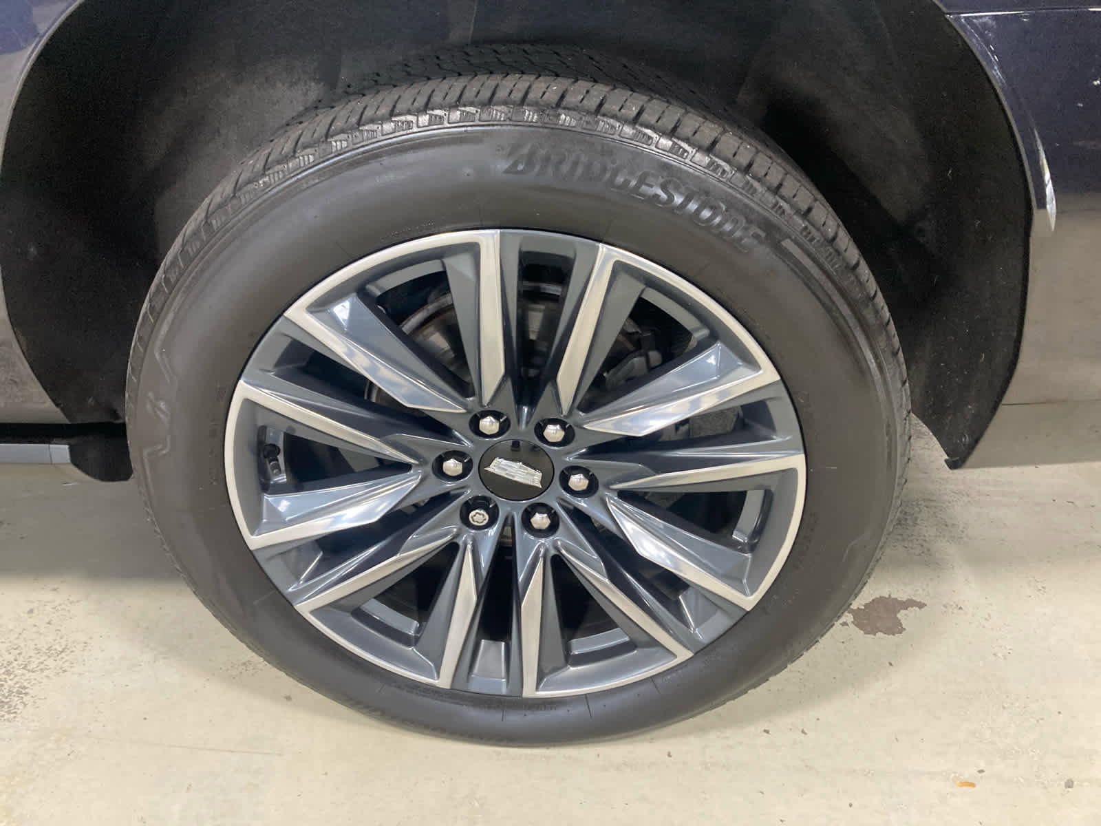 Used 2022 Cadillac Escalade ESV Sport w/ Touring Package image 29