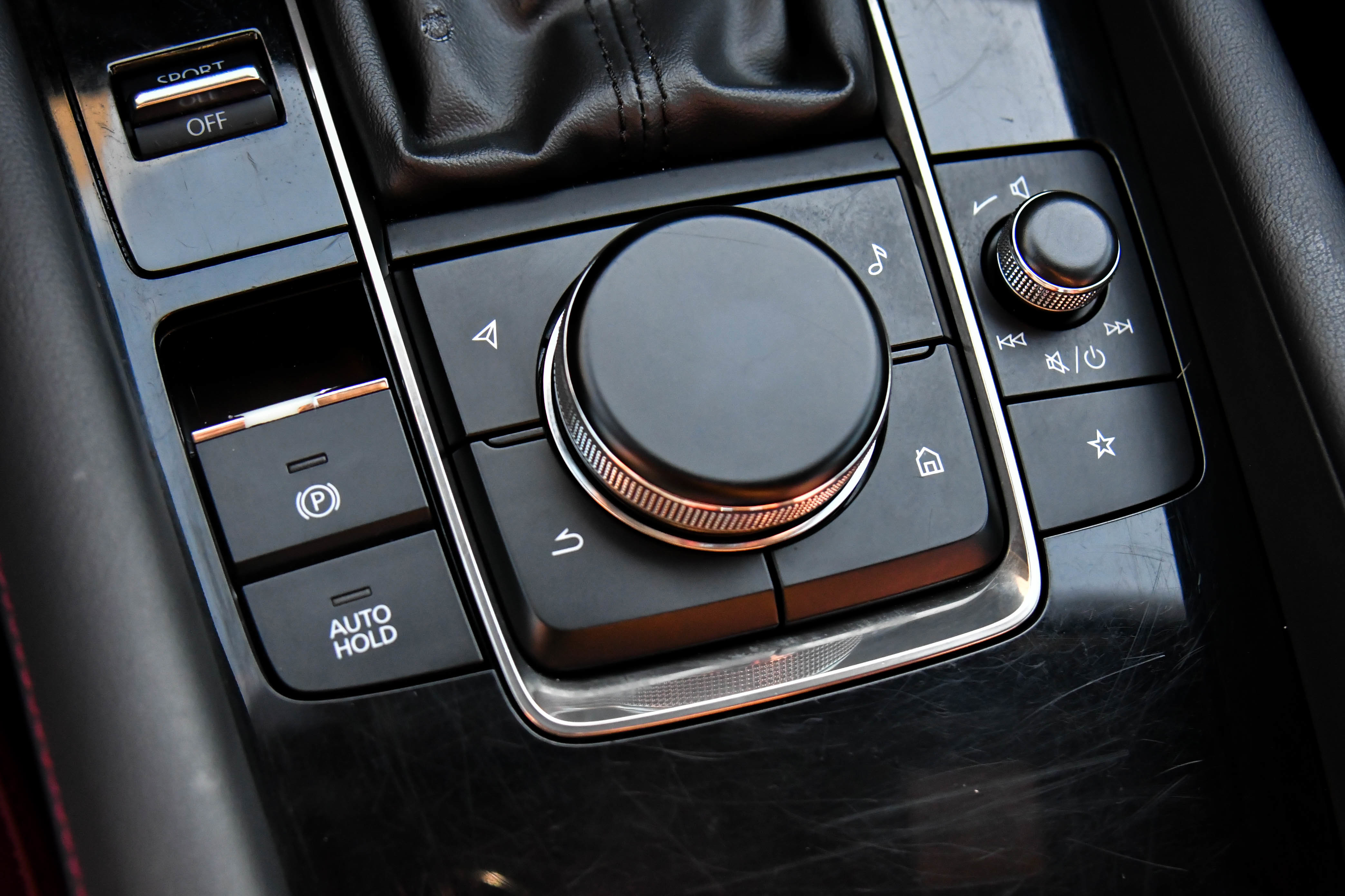 Used 2024 MAZDA MAZDA3 s image 25