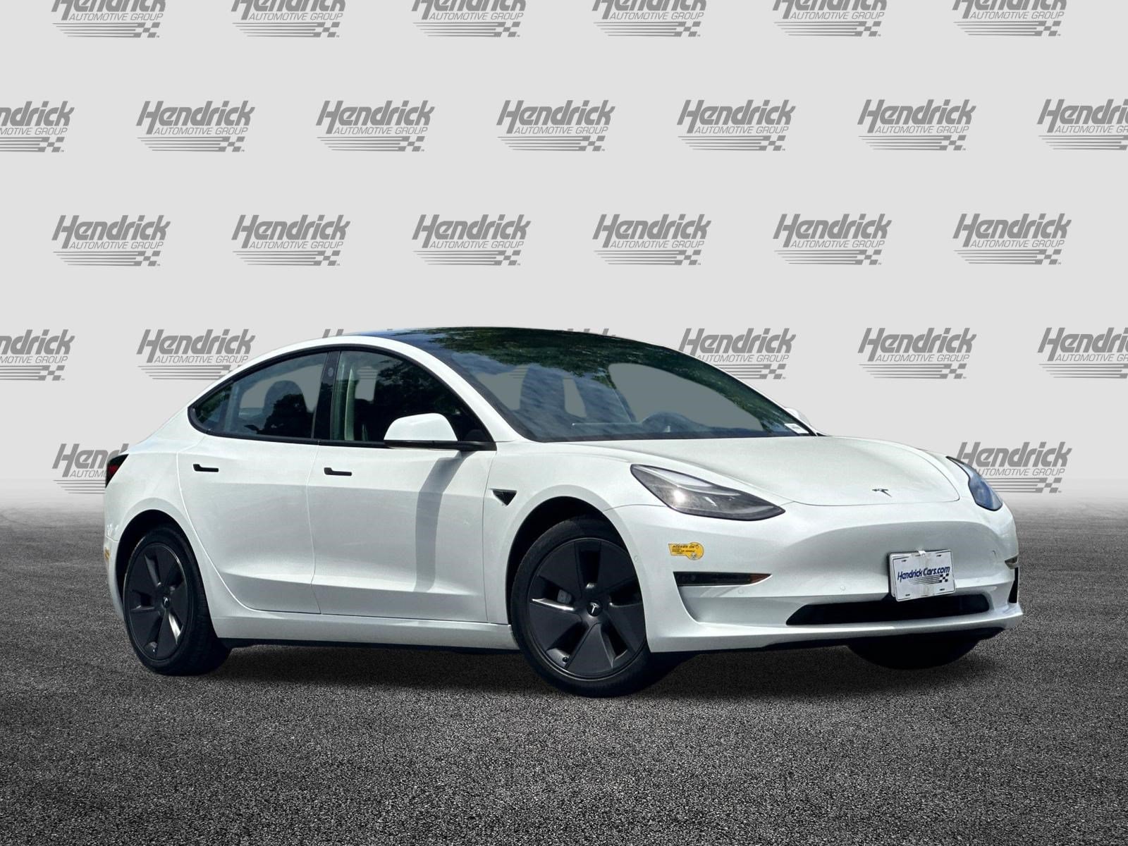 Used 2022 Tesla Model 3 RWD image 2