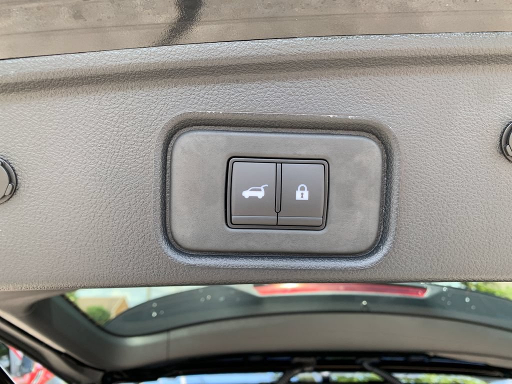 New 2026 Nissan Pathfinder SV w/ Cargo Package FWD image 7