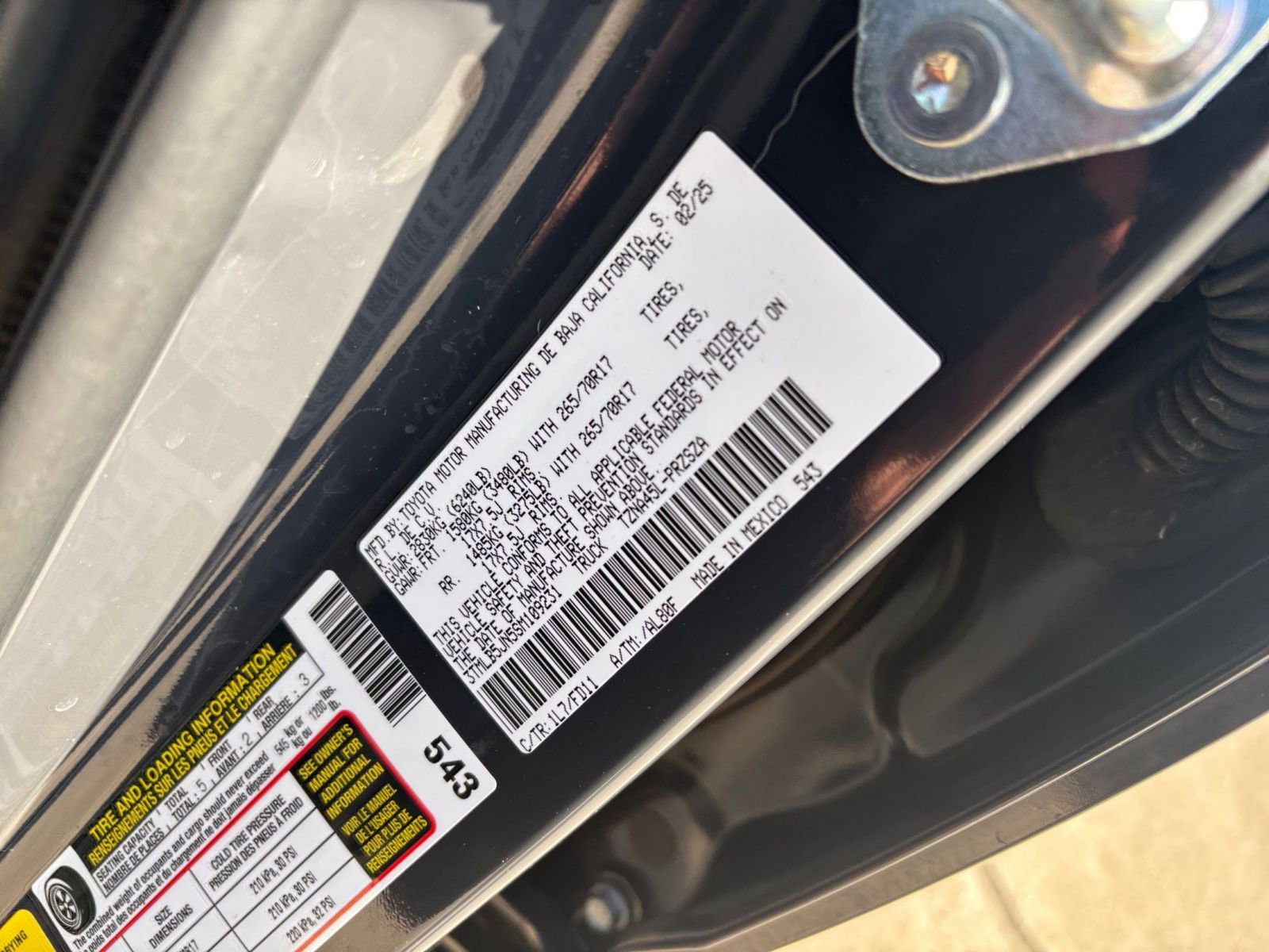 Used 2025 Toyota Tacoma TRD Off-Road image 27