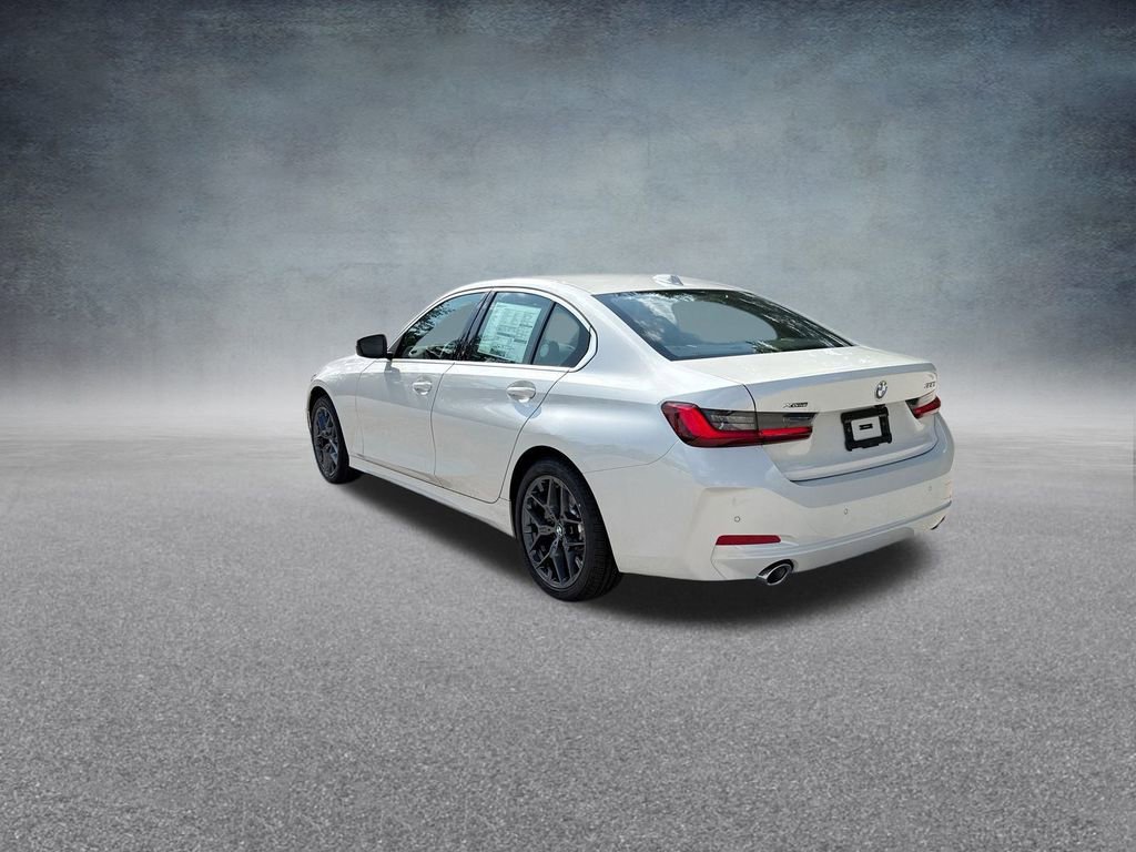 Used 2025 BMW 330i xDrive Sedan w/ Convenience Package image 7