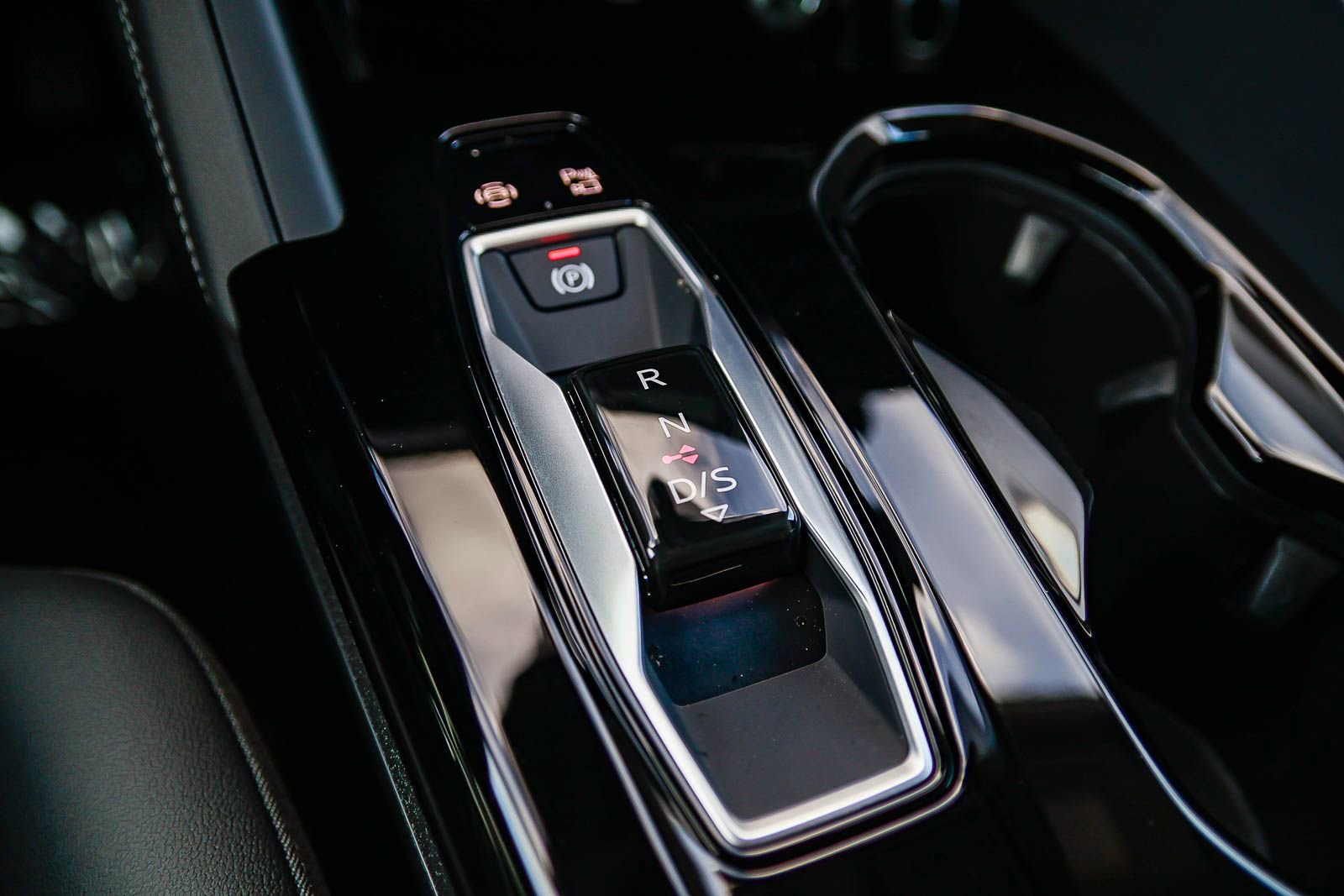 Certified 2025 Audi Q5 Premium w/ Convenience Package image 24