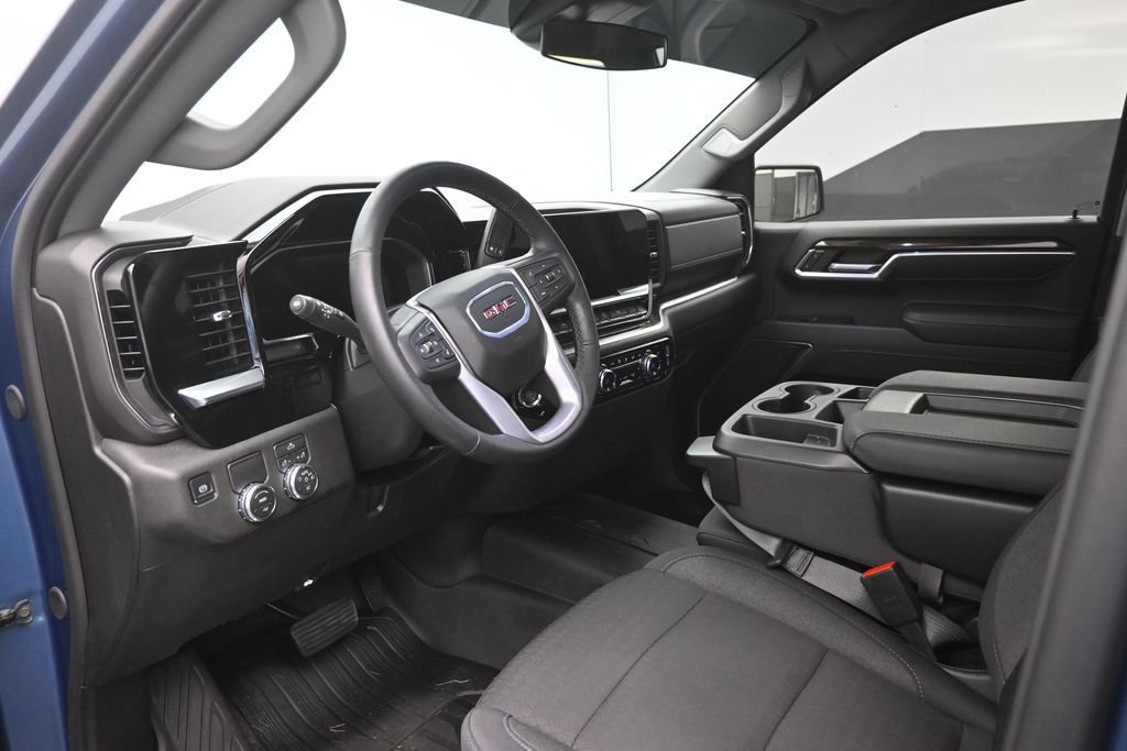 Used 2026 GMC Sierra 1500 Elevation w/ Elevation Select Package RWD image 19