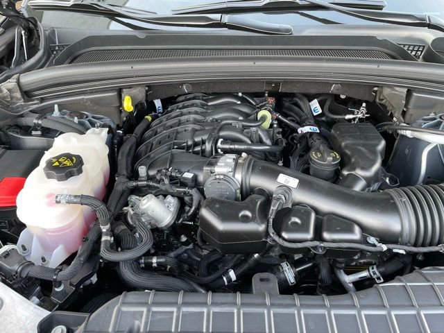 Used 2025 Jeep Grand Cherokee L Laredo image 32