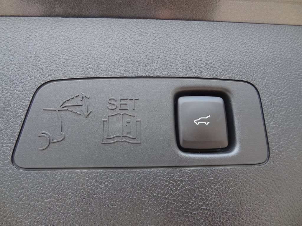 Certified 2020 Lincoln Corsair FWD image 9