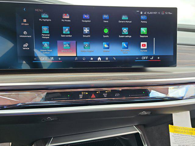 New 2026 BMW 750e xDrive w/ Executive Package image 21