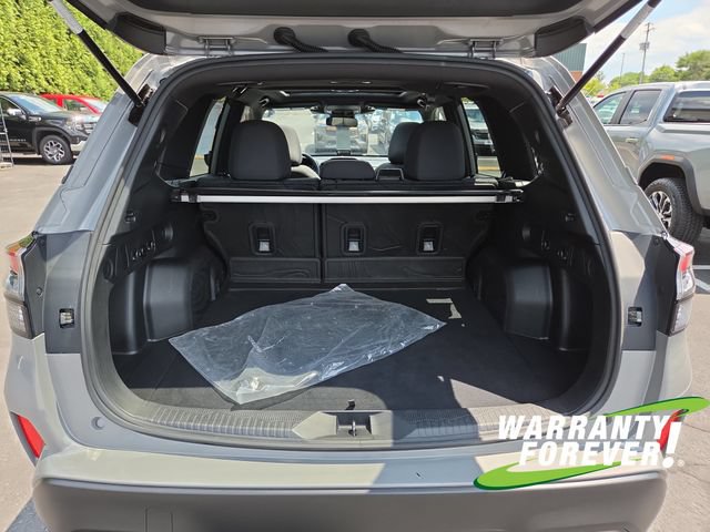 Used 2025 Subaru Forester Premium AWD/4WD image 18