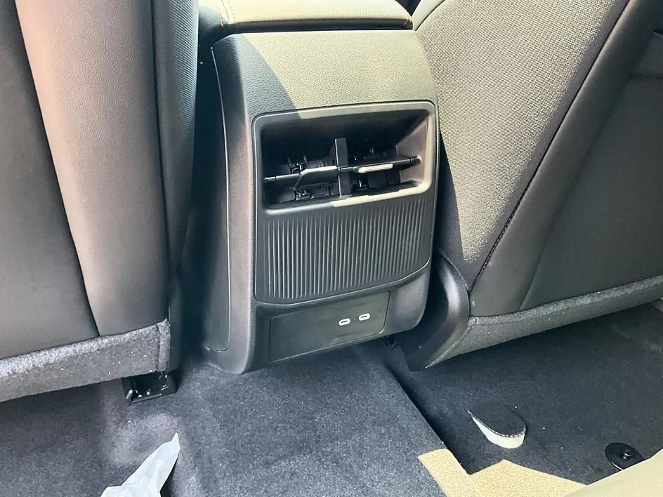 New 2026 Jeep Cherokee Limited AWD/4WD image 27