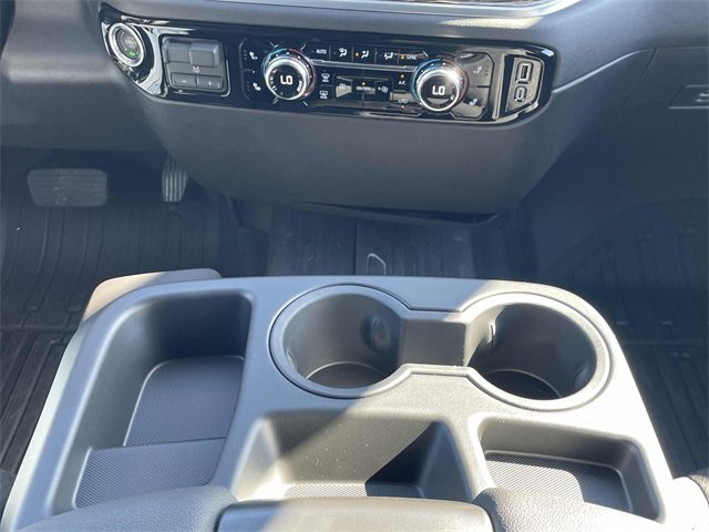 New 2026 GMC Sierra 1500 SLE image 12