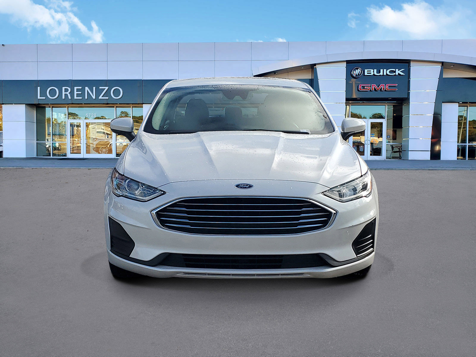 Used 2019 Ford Fusion SE image 2