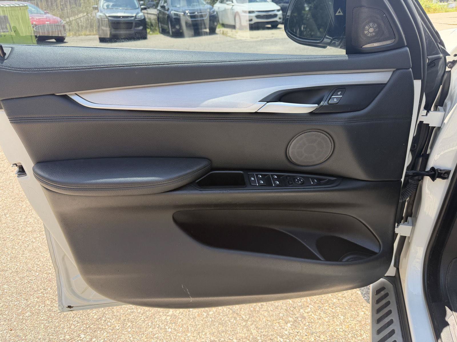 Used 2015 BMW X6 xDrive35i AWD/4WD image 12