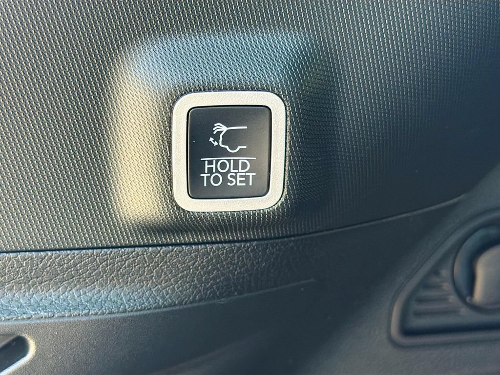New 2026 Jeep Grand Cherokee Summit AWD/4WD image 15