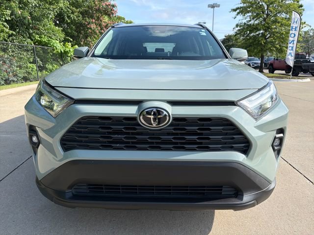 Used 2022 Toyota RAV4 XLE Premium FWD image 8