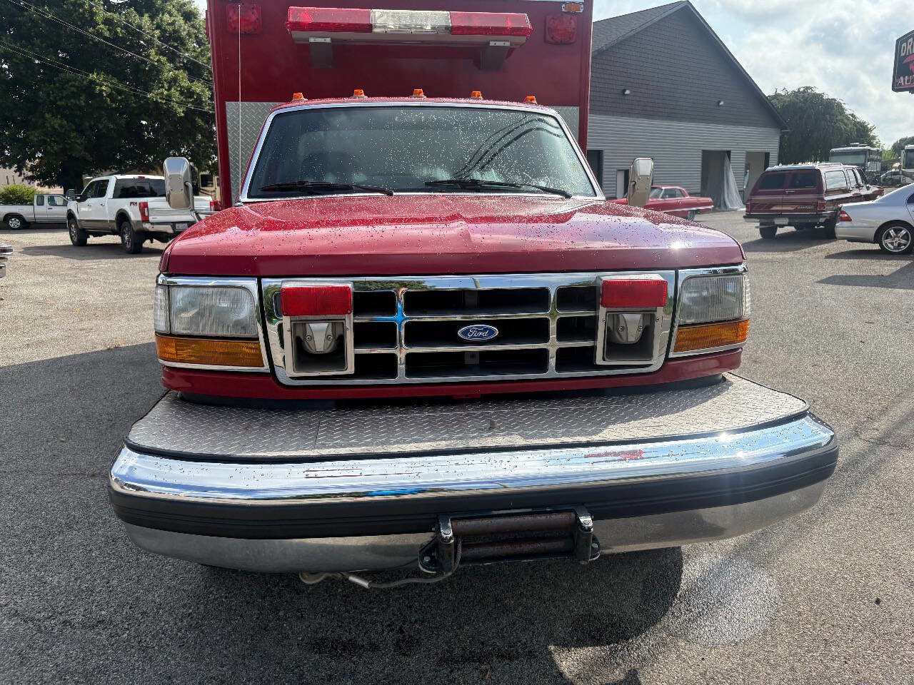 Used 1992 Ford F450 2WD Regular Cab Super Duty image 25