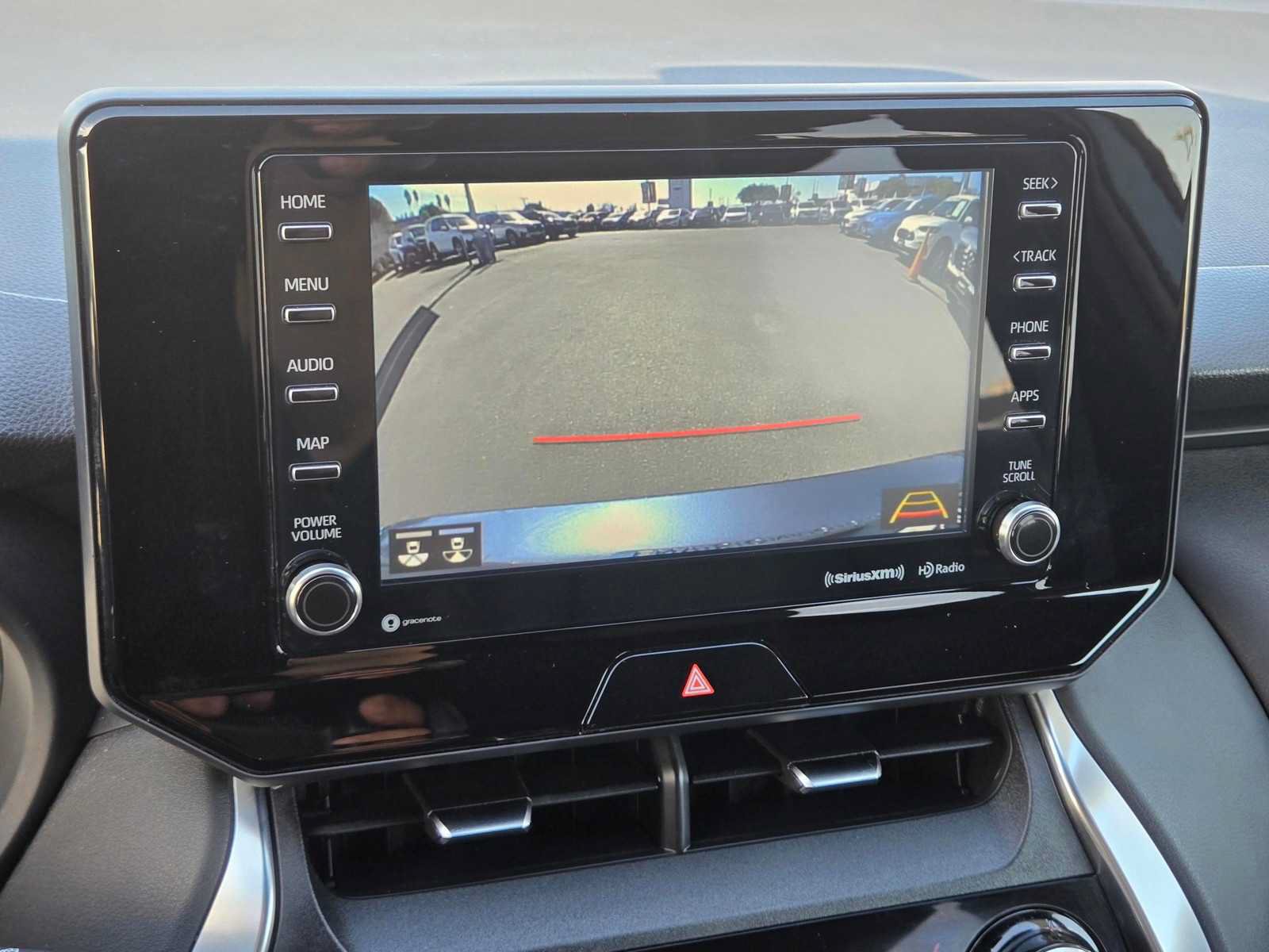 Used 2022 Toyota Venza XLE AWD/4WD image 21