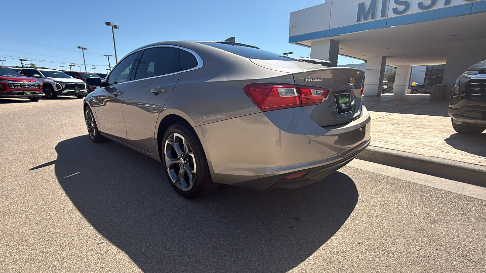 Used 2023 Chevrolet Malibu LT w/ Driver Confidence Package FWD image 5