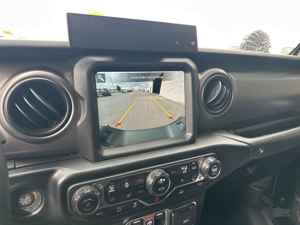 Certified 2022 Jeep Gladiator Sport AWD/4WD image 20