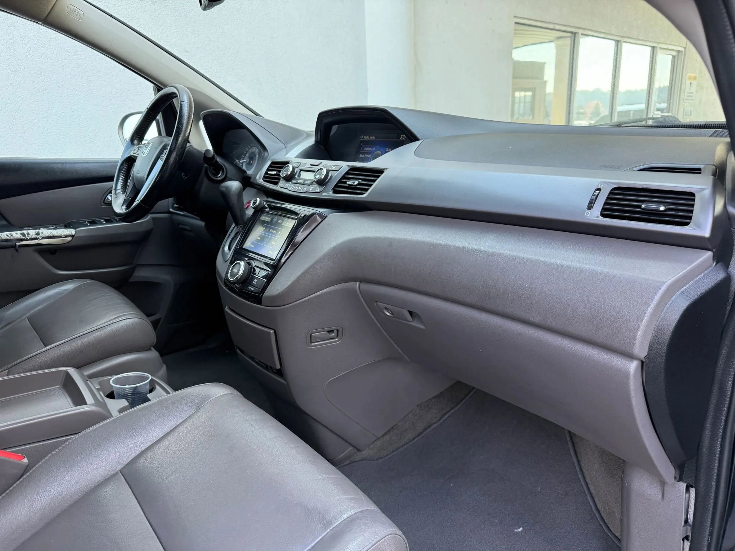 Used 2015 Honda Odyssey EX-L image 17