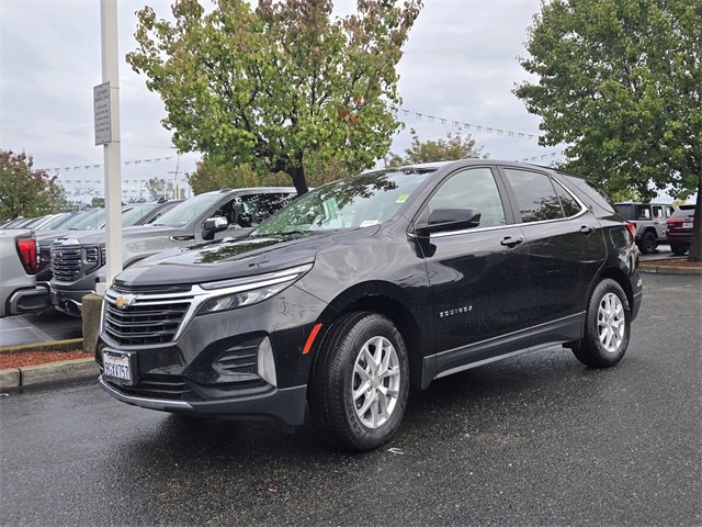 Used 2023 Chevrolet Equinox LT w/ Driver Convenience Package image 8