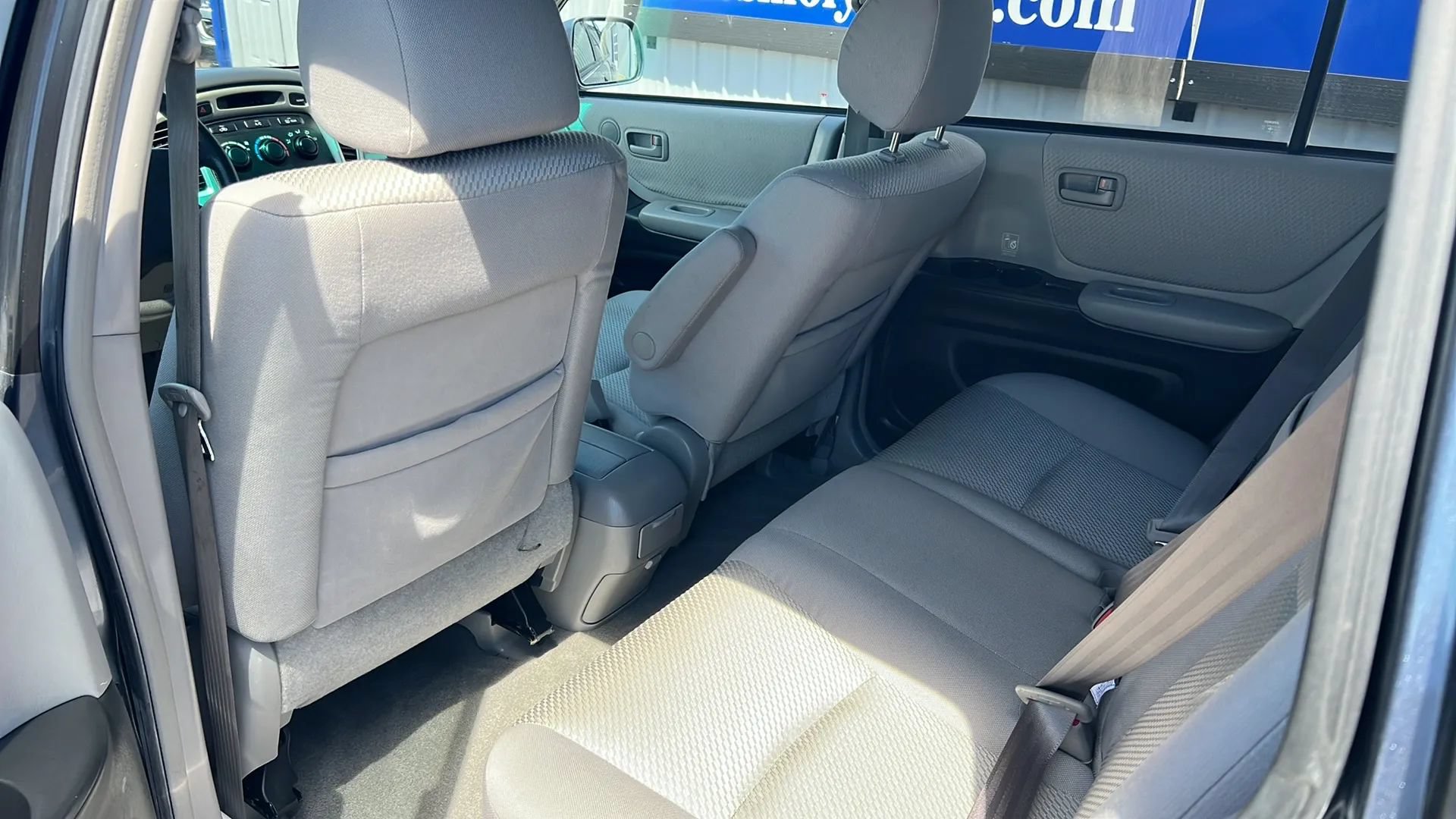 Used 2004 Toyota Highlander 2WD V6 image 12