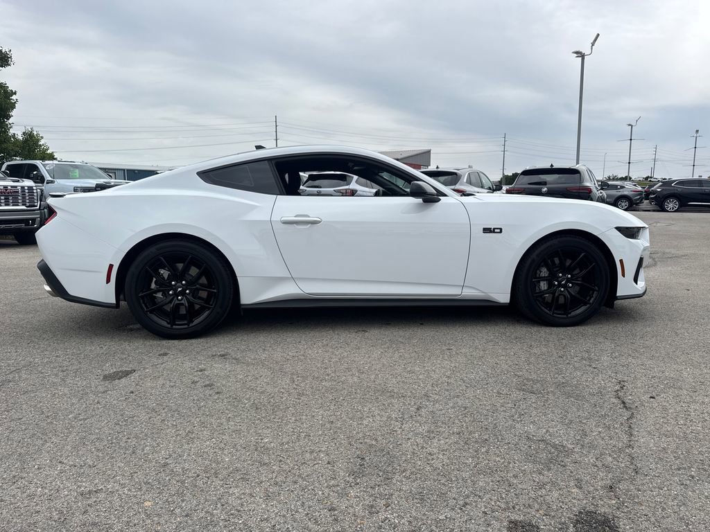 Used 2025 Ford Mustang GT RWD image 10